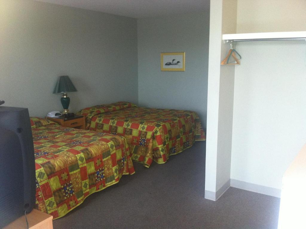 Raccoon Lodge Motel Sylvan Lake Zimmer foto